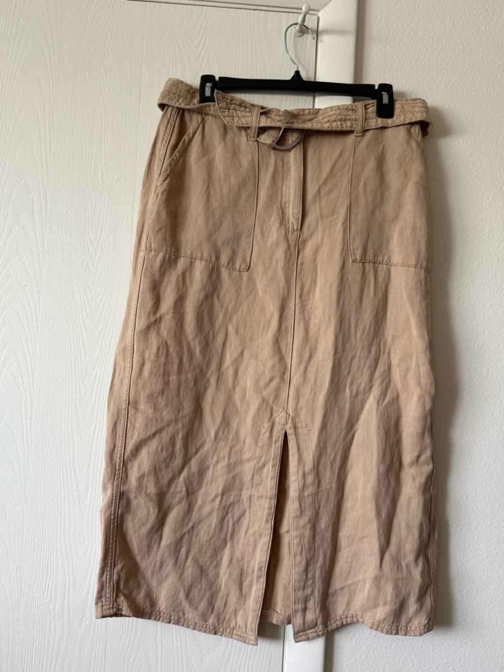 Tan midi skirt with belt size M